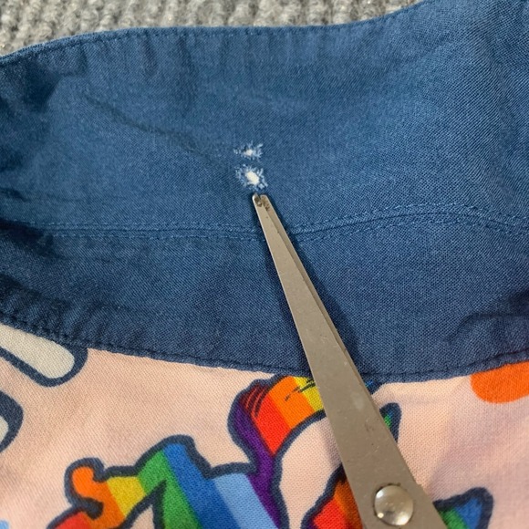 Trinity Collective Shirt Mens Small Pink Button Up Camp Pride Love Peace Rainbow - Picture 12 of 14